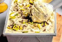 Velvet Pistachio Dream