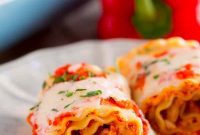 Gourmet Chicken and Roasted Red Pepper Lasagna Pinwheels
