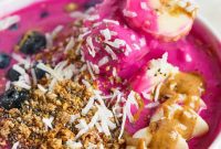 Vibrant Pitaya Breakfast Bowl