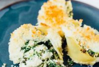 Tuna and Spinach Shell Bake