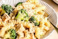 Creamy Chicken and Broccoli Alfredo