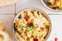 Instant Pot Creamy Ranch Chicken Pasta