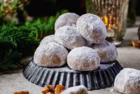 Melt-in-Your-Mouth Snowballs