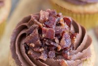 Smoky Sweet Maple Bacon Cupcakes