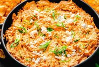 Creamy Slow Cooker Buffalo Chicken Dip