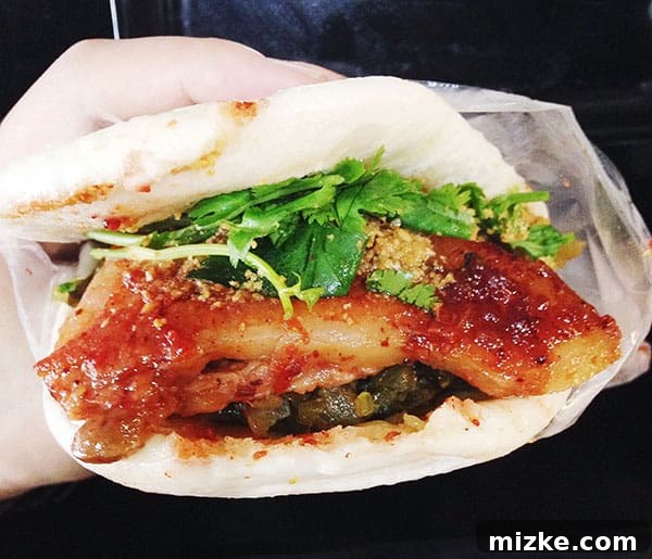 Taipei Adventures Part Two 2 Traditional Gua Bao (Taiwanese Pork Belly Bun) at Shi Jia Gua Bao