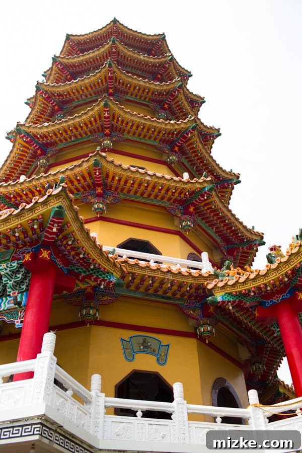 Kaohsiung: Taiwan's Vibrant Southern Hub 8 The impressive facade and decorative elements of a temple near Lotus Lake, showcasing Taiwanese artistry