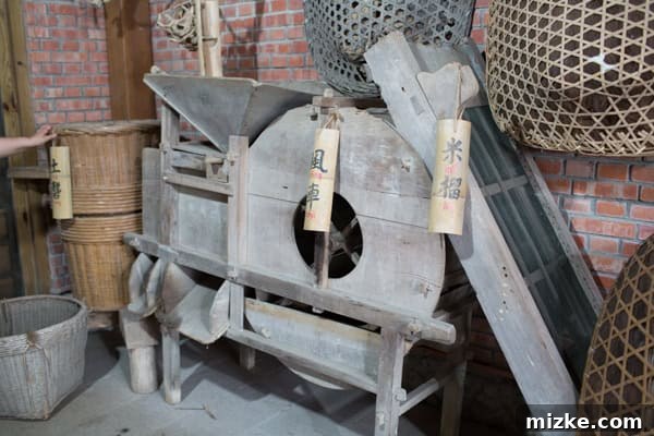 Hsinchu: Taiwan's Innovation Nexus 21 An ancient manual rice mill, demonstrating traditional rice processing techniques.