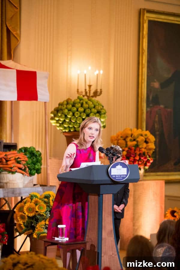 2014 White House Junior State Dinner 15 Tanya Steel of Epicurious.com speaking