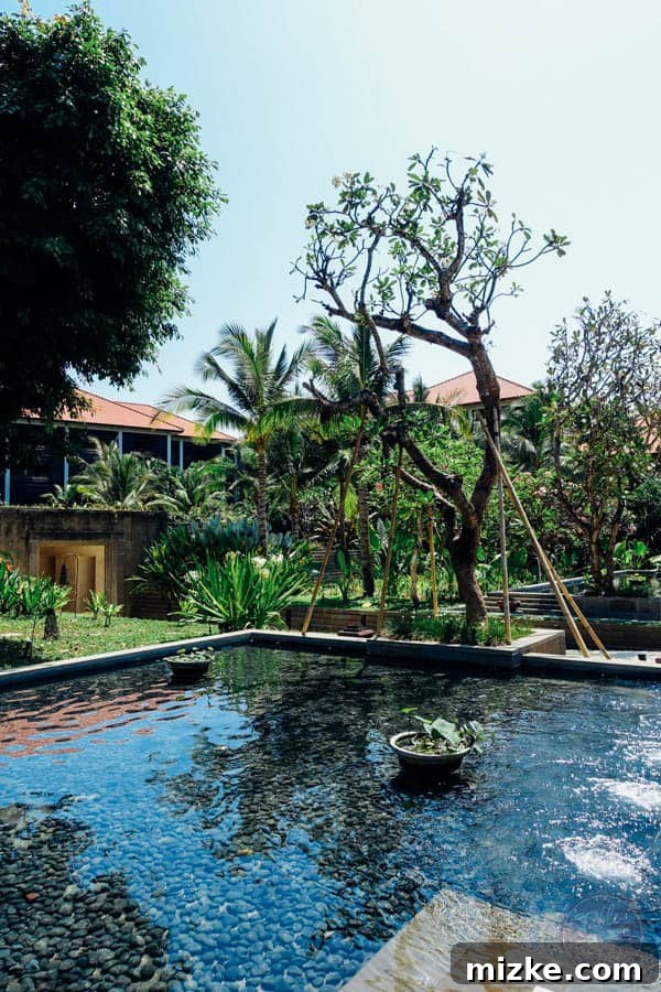 A travel review of Bali, Indonesia and the coastal beach town Sanur. From fun local foodie spots to where to stay in Sanur.