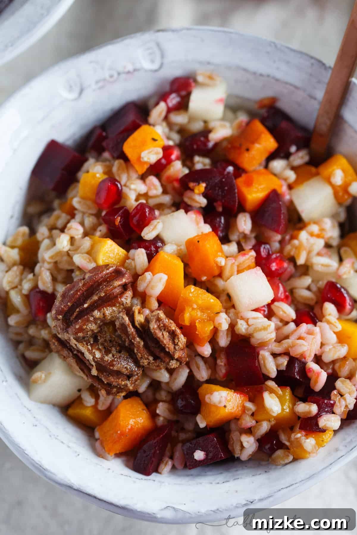 Hearty Winter Farro Salad with Zesty Blood Orange Vinaigrette 3 This winter farro salad can turn any drab winter day to a bright one! The farro salad is full of vibrant colors and ingredients and ingredients and topped off with a sweet and tangy blood orange vinaigrette that finishes the salad perfectly!