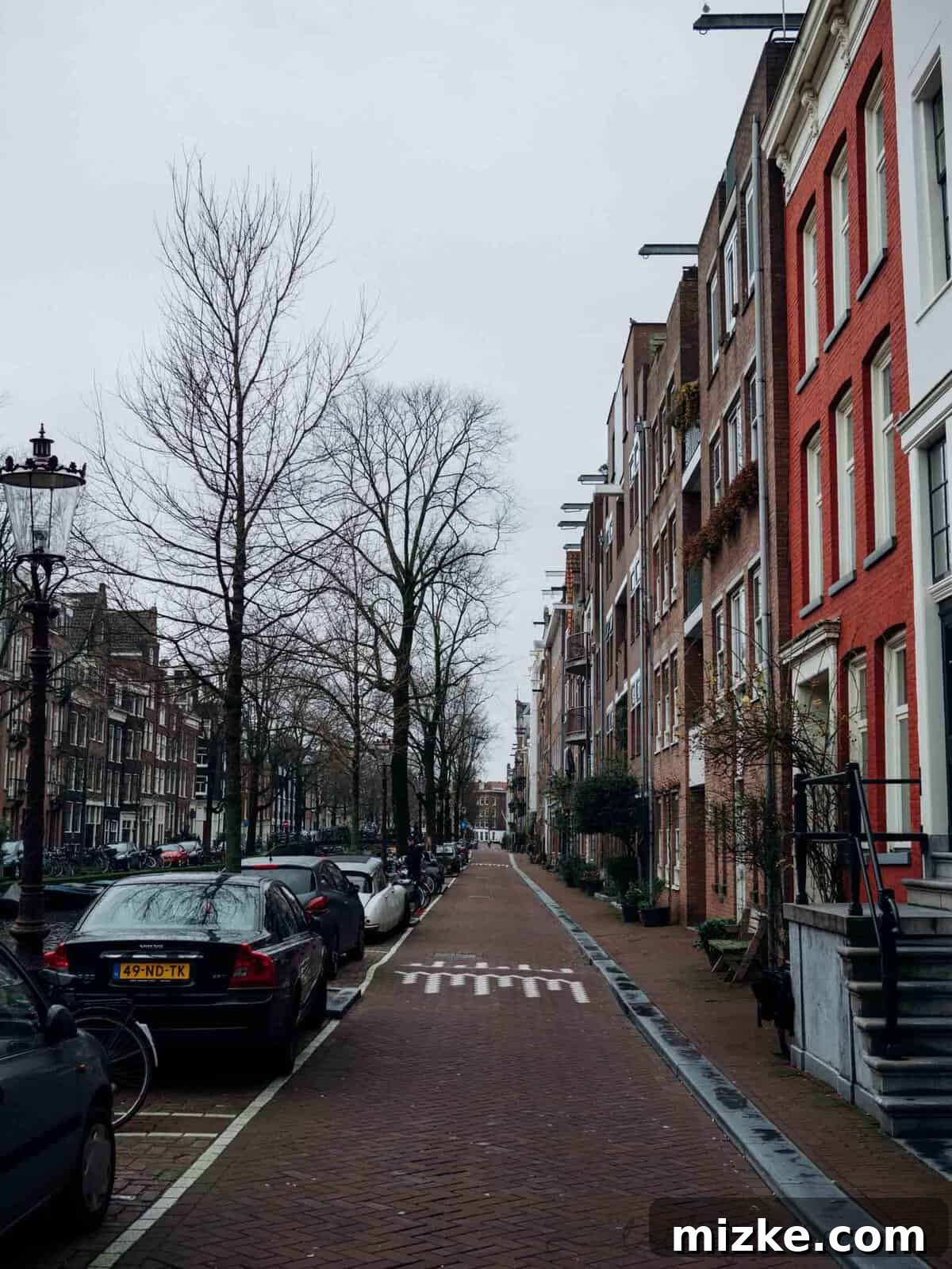 Amsterdam's Picturesque Canals and Gable Houses 22 Amsterdam and its iconic row houses and canals!