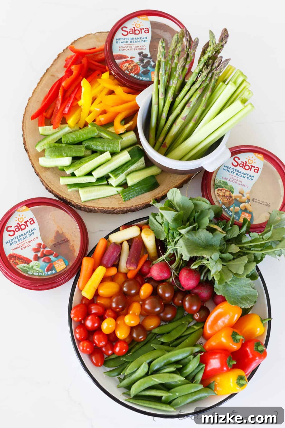 Crafting the Perfect Crudité Platter: A Guide to Fresh & Flavorful Entertaining #cruditeplatter #veggieplatter #homemadevegetableplatter #diycrudite #partyplatter Building a crudite platter for a crowd is easier than you think! I will show you how!