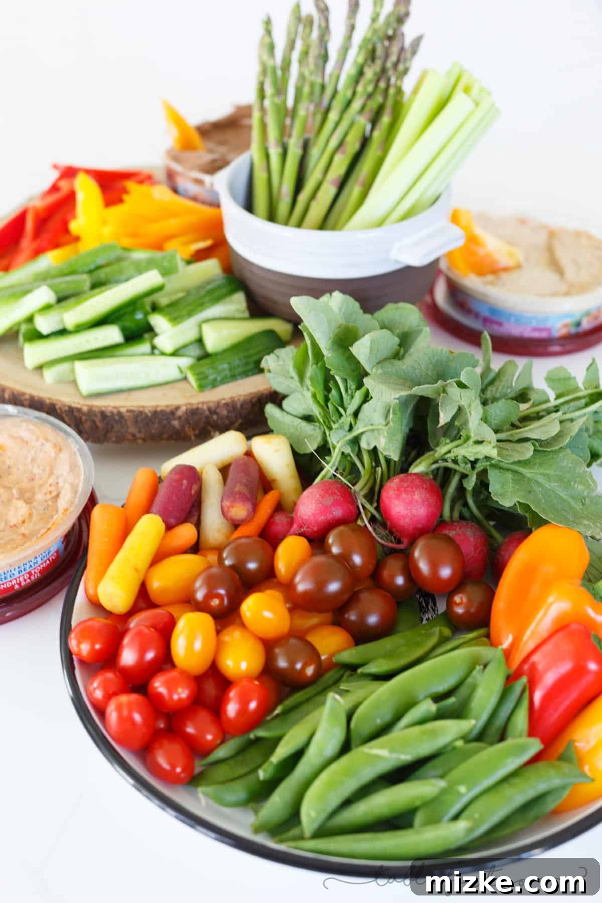 Crafting the Perfect Crudité Platter: A Guide to Fresh & Flavorful Entertaining #cruditeplatter #veggieplatter #homemadevegetableplatter #diycrudite #partyplatter Building a crudite platter for a crowd is easier than you think! I will show you how!