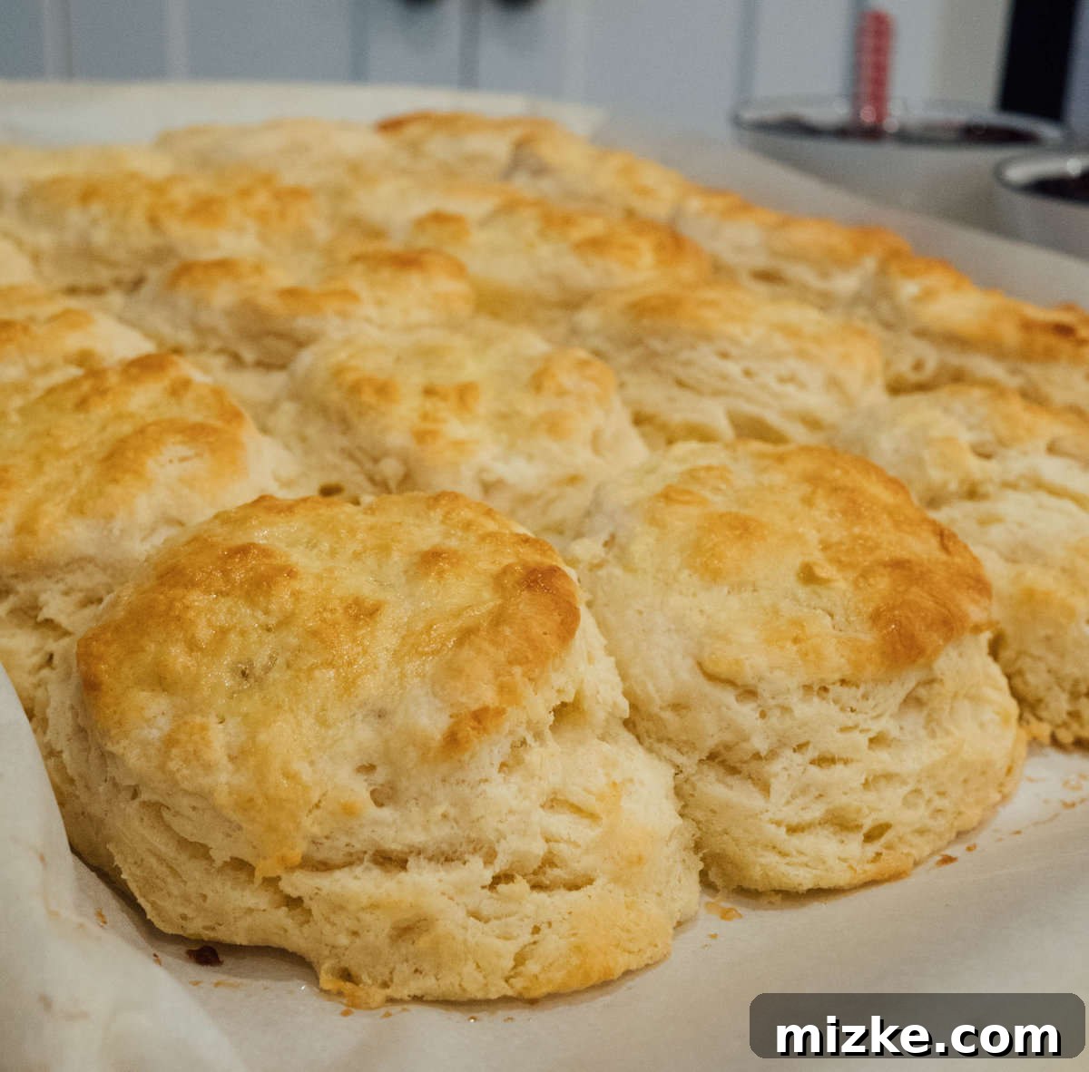 Joanna Gaines' Fluffy Buttery Biscuits: The Ultimate Homemade Recipe for Breakfast Perfection You'll want these biscuits on your breakfast table! They're so fluffy, buttery, and incredibly tender. You won't be able to just eat one! #biscuits #breakfast #breakfastrecipes