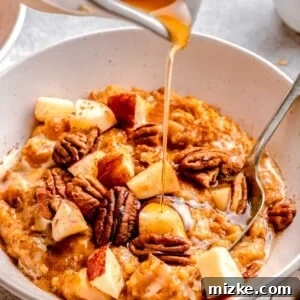 Overnight Slow Cooker Apple Cinnamon Oatmeal