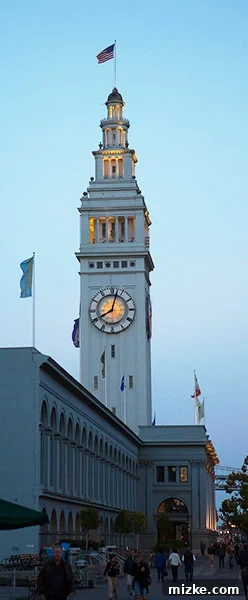 Explore gourmet delights and artisan goods at the San Francisco Ferry Building. The historic San Francisco Ferry Building Marketplace, a hub for food and shops.