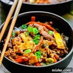 Moo shu pork served in bowls
